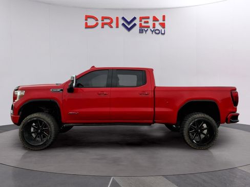 Used 2021 GMC Sierra 1500 AT4 w/ Off-Road Performance Package image 2