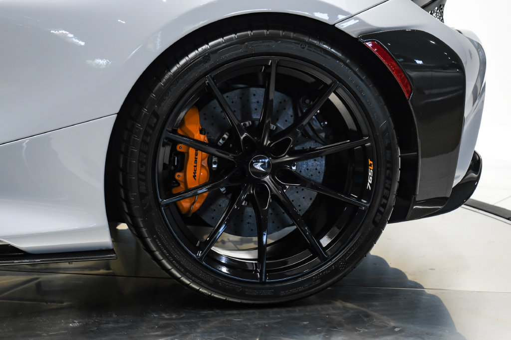 Used 2022 McLaren 765LT RWD image 49