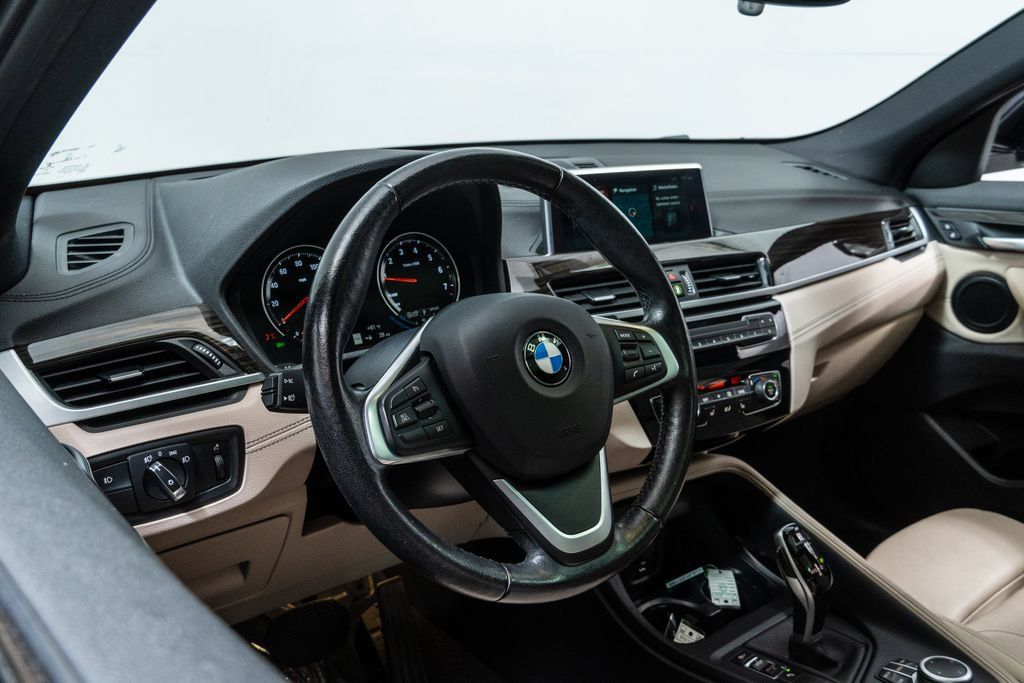 Used 2020 BMW X2 xDrive28i w/ Premium Package AWD/4WD image 4