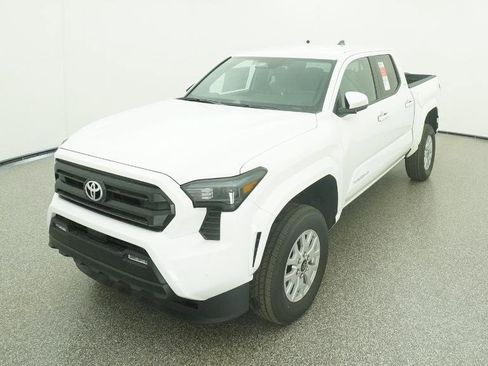 New 2025 Toyota Tacoma SR5 image 40