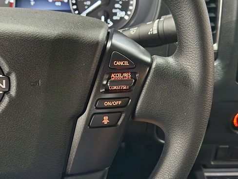 Used 2022 Nissan Frontier SV w/ Technology Package image 49