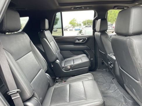 Used 2022 Chevrolet Tahoe LT w/ Luxury Package RWD image 29