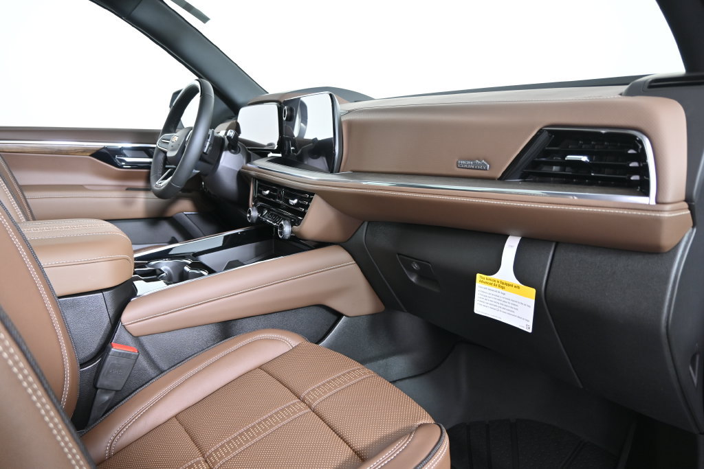 New 2026 Chevrolet Tahoe High Country AWD/4WD image 15