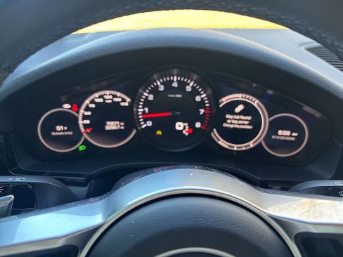 Used 2019 Porsche Cayenne AWD/4WD image 21