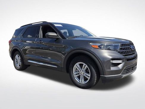 Certified 2020 Ford Explorer XLT w/ Equipment Group 202A image 1