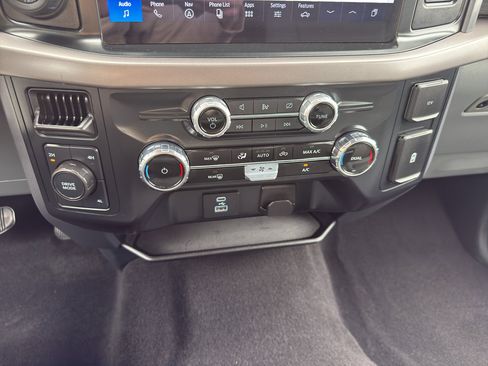 Used 2024 Ford F150 XLT AWD/4WD image 21
