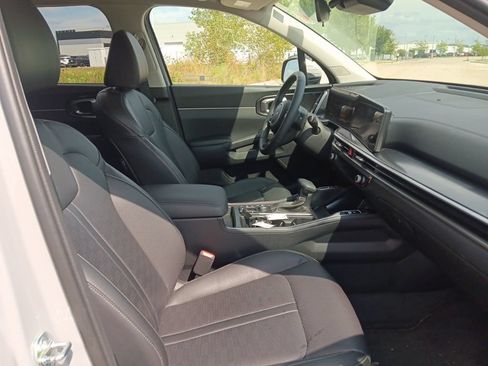 Certified 2024 Kia Sorento S w/ Panoramic Sunroof Package FWD image 24