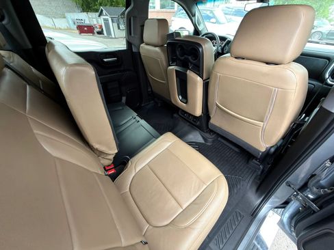 Used 2020 Chevrolet Silverado 1500 LT w/ All-Star Edition AWD/4WD image 17