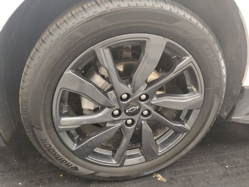 Used 2024 Chevrolet Equinox RS FWD image 31
