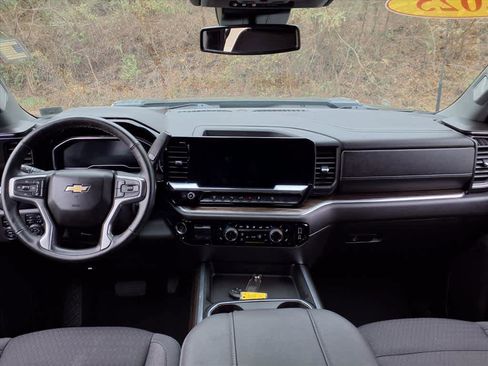 Certified 2025 Chevrolet Silverado 2500 LT w/ All Star Edition image 11