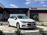 Used 2017 Chevrolet Cruze LT image 4