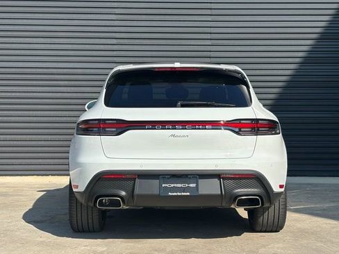 Certified 2026 Porsche Macan AWD/4WD image 6