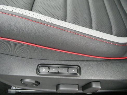 New 2026 Volkswagen GTI SE FWD image 12
