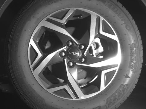 Used 2025 Kia Sportage LX image 14