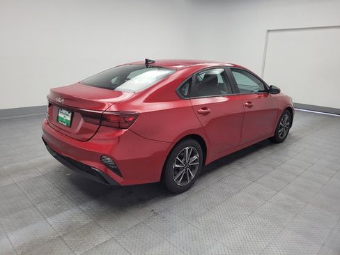 Used 2023 Kia Forte LXS image 9