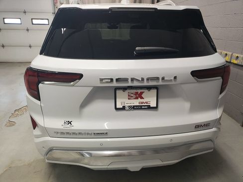 New 2027 GMC Terrain Denali w/ LPO, Floor Liner Package AWD/4WD image 21