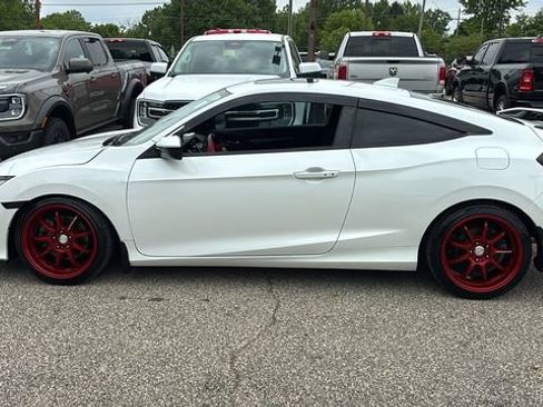 Used 2019 Honda Civic Si image 3