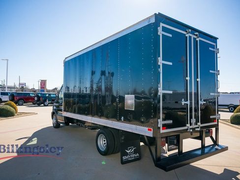 New 2026 Ford Transit 350 RWD image 5
