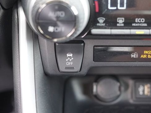 Used 2023 Toyota RAV4 LE image 29