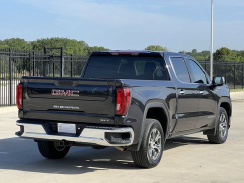 Used 2026 GMC Sierra 1500 SLT RWD image 4