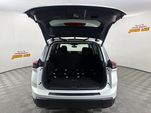 New 2026 Nissan Rogue SV FWD image 5