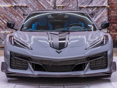 Used 2025 Chevrolet Corvette Z06 w/ Stealth Interior Trim Package image 18