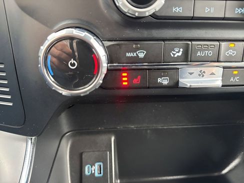 Used 2024 Ford F150 Lightning XLT AWD/4WD image 23