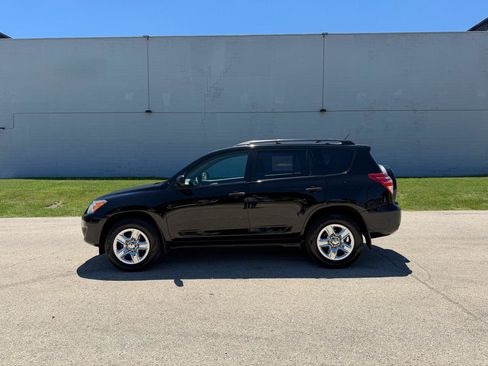 Used 2012 Toyota RAV4 4WD w/ Value Pkg image 4