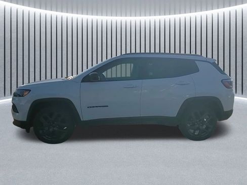 New 2026 Jeep Compass Latitude image 6
