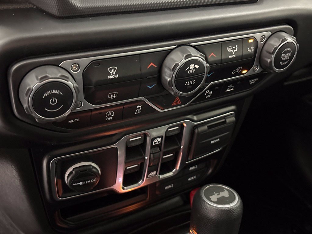 Used 2021 Jeep Wrangler Unlimited Sport AWD/4WD image 35