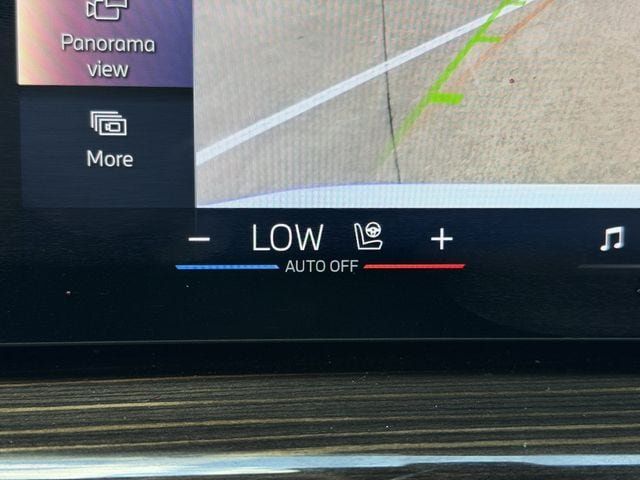 Used 2026 BMW X7 xDrive40i AWD/4WD image 21