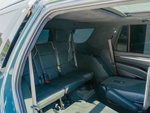 Used 2025 Cadillac Escalade V w/ LPO, ONYX Package AWD/4WD image 16