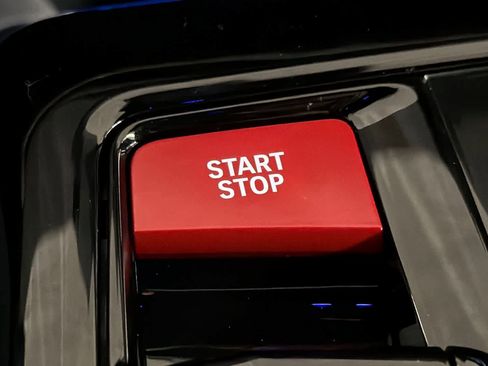 New 2026 BMW M5 w/ Executive Package image 22