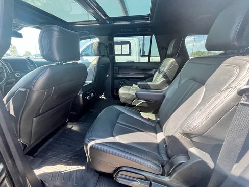 Used 2018 Ford Expedition Max Limited w/ Equipment Group 301A AWD/4WD image 10