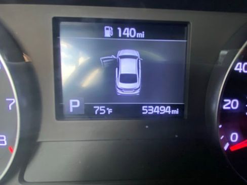 Used 2020 Kia Forte LXS image 28