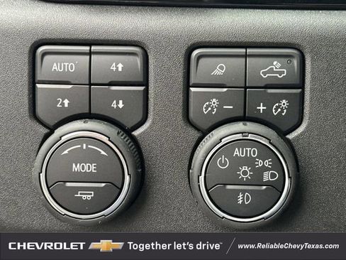 New 2026 Chevrolet Silverado 1500 High Country AWD/4WD image 21