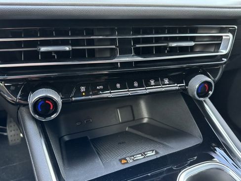 New 2026 Chevrolet Traverse LT w/ Driver Confidence Package image 11