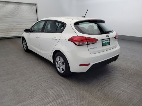 Used 2017 Kia Forte LX image 5