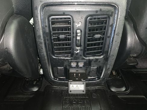 Used 2019 Jeep Grand Cherokee Limited w/ Trailer Tow Group IV AWD/4WD image 25