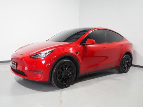 Used 2023 Tesla Model Y Long Range AWD/4WD image 10
