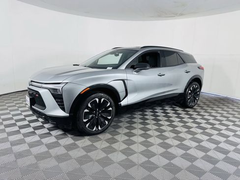 Used 2024 Chevrolet Blazer EV RS AWD/4WD image 4