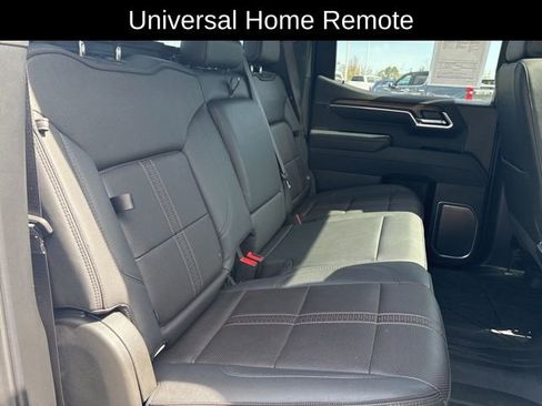 Certified 2025 Chevrolet Silverado 1500 High Country w/ High Country Premium Package AWD/4WD image 23