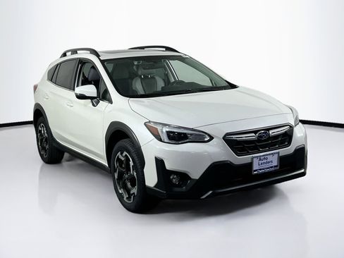 Used 2023 Subaru Crosstrek 2.5i Limited w/ Moonroof Package AWD/4WD image 3
