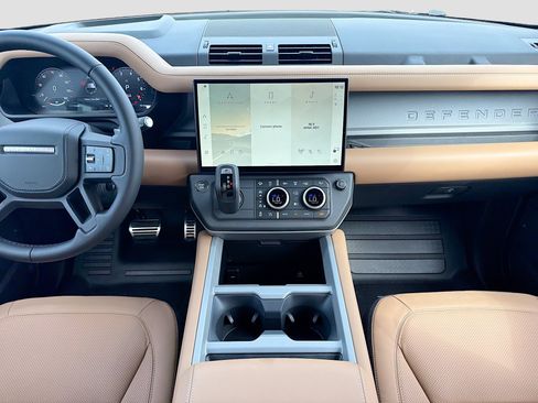 New 2026 Land Rover Defender 110 V8 AWD/4WD image 19