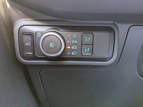 New 2026 Ford Explorer Active w/ Active Comfort Package image 30