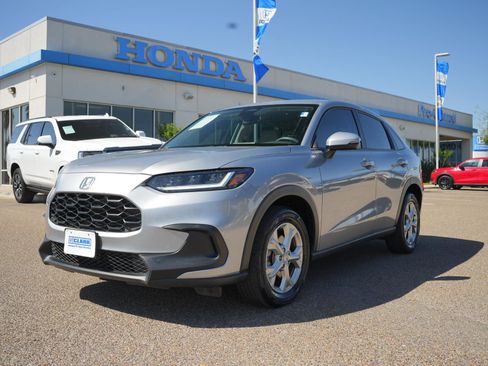 Used 2024 Honda HR-V LX image 1