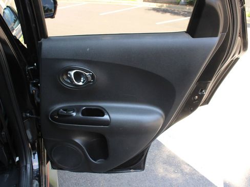 Used 2015 Nissan Juke NISMO RS w/ Interior Illumination Package image 26