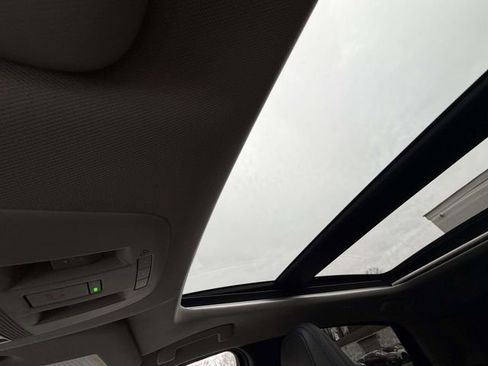 Used 2023 Nissan Ariya FWD image 17