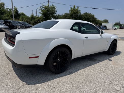 Used 2023 Dodge Challenger R/T Scat Pack RWD image 7