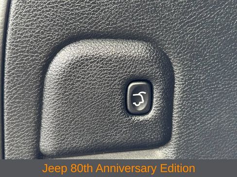 Used 2021 Jeep Grand Cherokee Limited w/ Quick Order Package 28K 80th AWD/4WD image 22